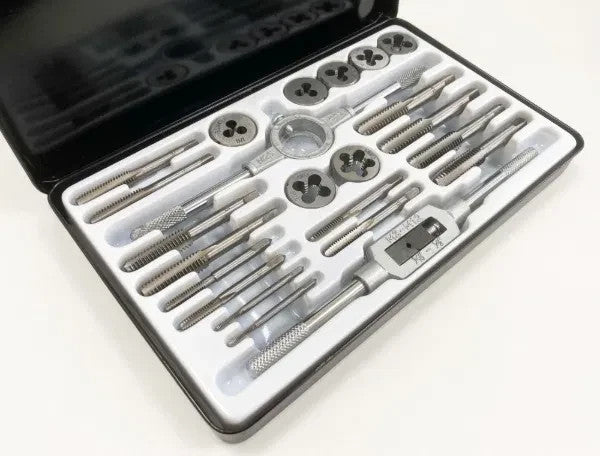 Toolzone 23Pc BSW Whitworth Tap and Die Set 1/8" - 1/2" With Storage Case
